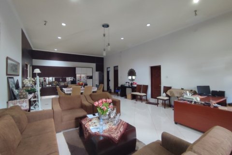 7 bedrooms House in Denpasar, Indonesia No. 23279 2