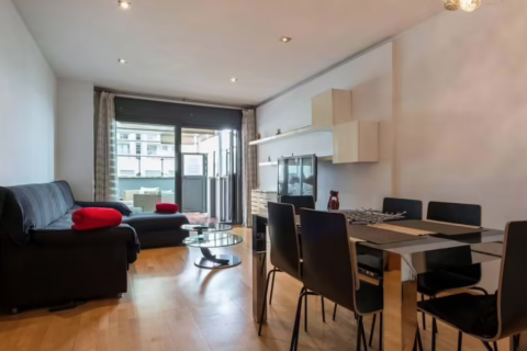 3 dormitorios Apartment en Badalona, Spain No. 25580 6