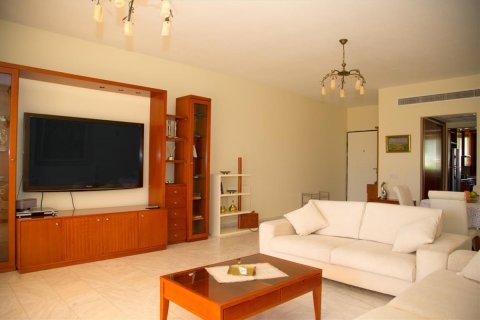 3 dormitorios Apartment en Limassol, Cyprus No. 50491 3