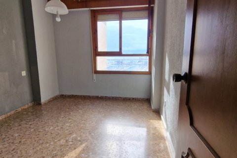 4 bedrooms Apartment in Alicante, Spain No. 27313 7