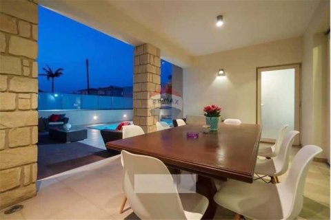 6 bedrooms Villa in Paphos, Cyprus No. 30587 4