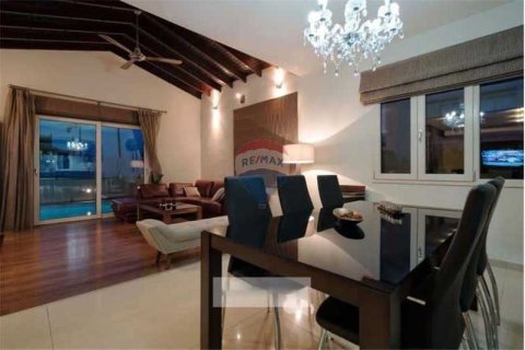 6 bedrooms Villa in Paphos, Cyprus No. 30587 5