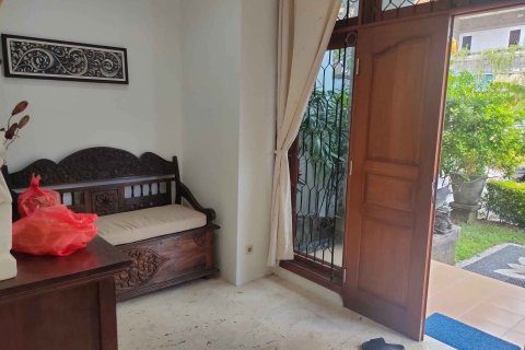 4 bedrooms House in Kuta, Indonesia No. 23470 4