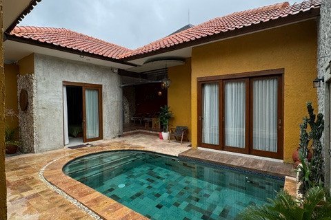 3 dormitorios Villa en Jimbaran, Indonesia No. 23471 1