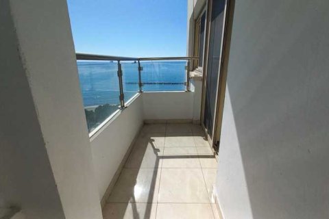 4 bedrooms Apartment in Limassol, Cyprus No. 43636 7