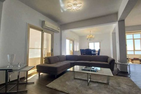 4 bedrooms Apartment in Limassol, Cyprus No. 43636 2