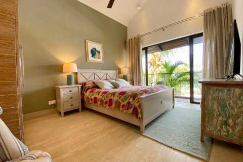 3 bedrooms Duplex in Riviere Noire, Mauritius No. 60834 5