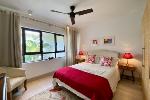 3 bedrooms Duplex in Riviere Noire, Mauritius No. 60834 8