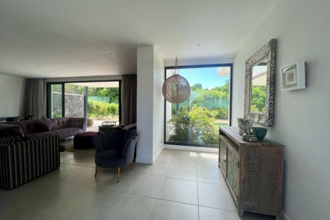 5 bedrooms Villa in Tamarin, Mauritius No. 60848 7