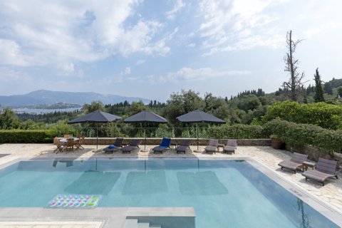 6 dormitorios Villa en Corfu, Greece No. 61602 14