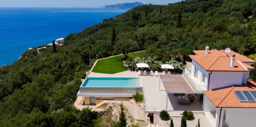 3 dormitorios Villa en Corfu, Greece No. 61597