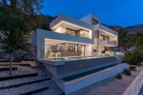 4 bedrooms Villa in Altea, Spain No. 26276 8