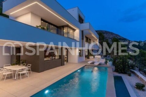 4 bedrooms Villa in Altea, Spain No. 26276 9