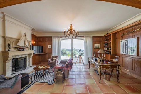 5 bedrooms Villa in Chateauneuf-Grasse, France No. 67228 22