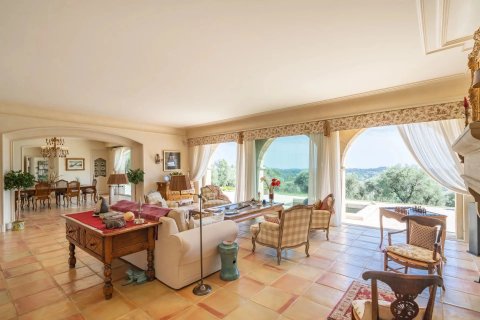 5 bedrooms Villa in Chateauneuf-Grasse, France No. 67228 20