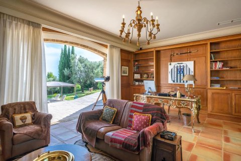 5 bedrooms Villa in Chateauneuf-Grasse, France No. 67228 23