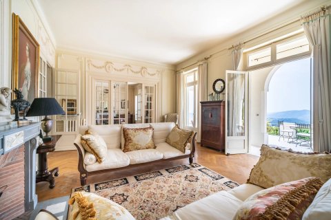 7 bedrooms Villa in Grasse, France No. 67237 16