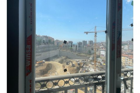 2+1 Apartment en Besiktas, Turkey No. 16968 2