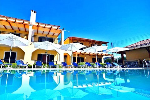 450m² Hotel à Zakynthos, Greece No. 49282 1