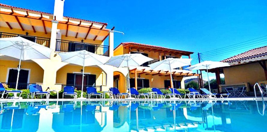 450m² Hotel en Zakynthos, Greece No. 49282