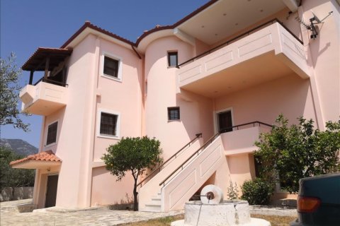 4 dormitorios Villa en Loutraki, Greece No. 50869 10