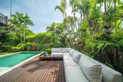 3 bedrooms Villa in South Kuta, Indonesia No. 23489 5