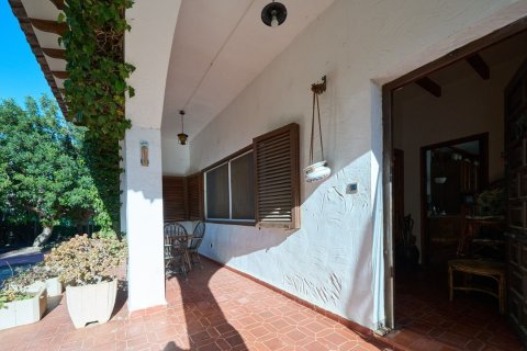 5 dormitorios Villa en Busot, Spain No. 26937 6