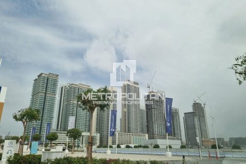 2 dormitorios Apartment en EMAAR Beachfront, UAE No. 7118 2