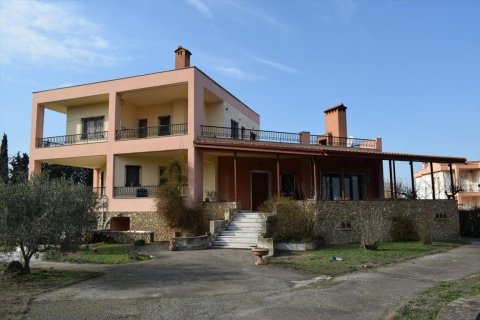 5 bedrooms House in Vasilika, Greece No. 57603 1