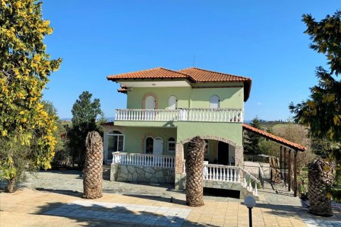 5 bedrooms House in Thermaic Gulf, Greece No. 57599 1