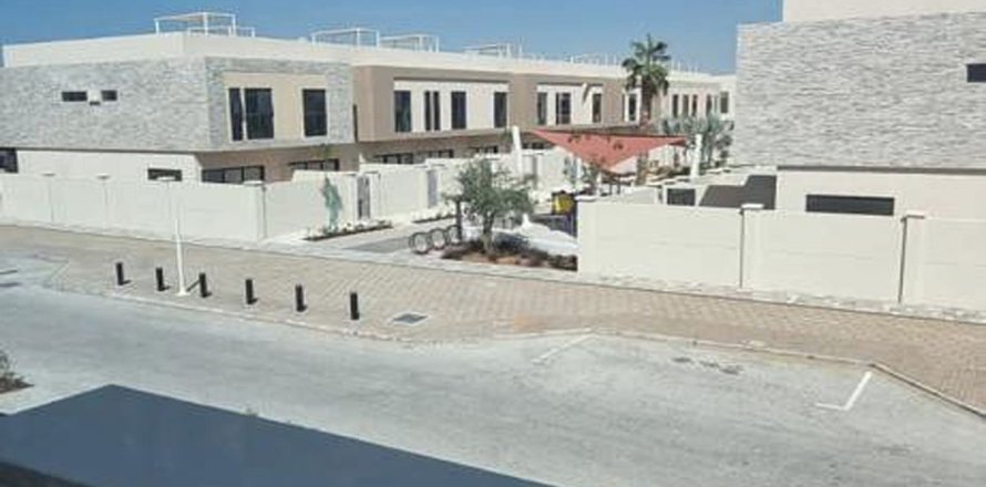 5 bedrooms Townhouse in Al Salam Street, UAE No. 5834