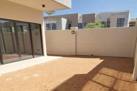 5 bedrooms Townhouse in Al Salam Street, UAE No. 5834 2