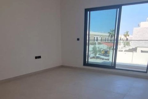 5 bedrooms Townhouse in Al Salam Street, UAE No. 5834 17