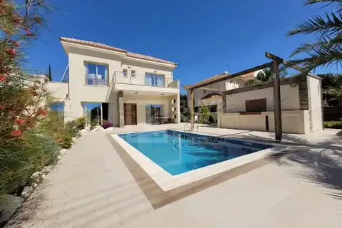 4 dormitorios Villa en Moni, Cyprus No. 39311 1