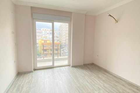 2+1 Apartment in Mahmutlar, Turkey No. 14297 8