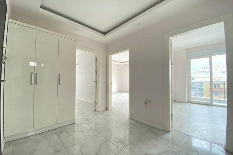 2+1 Apartment in Mahmutlar, Turkey No. 14297 16