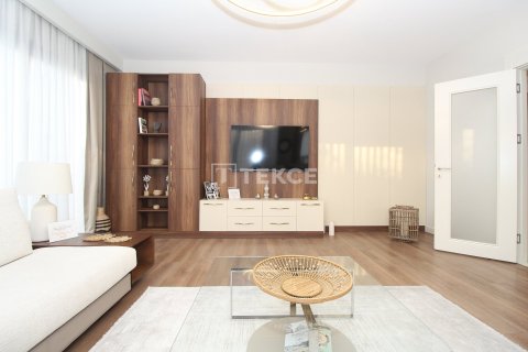 2+1 Apartment in Istanbul, Turkey No. 14299 24