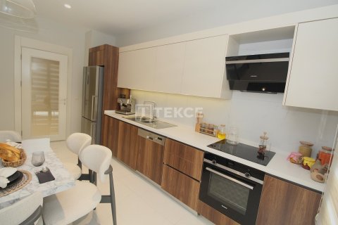 2+1 Apartment in Istanbul, Turkey No. 14299 26