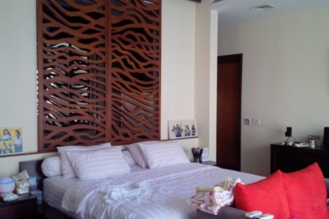 3 bedrooms Villa in Kerobokan, Indonesia No. 23031 14