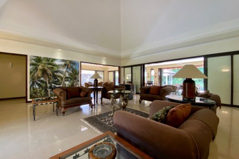 4 bedrooms Villa in Tamarin, Mauritius No. 60914 6