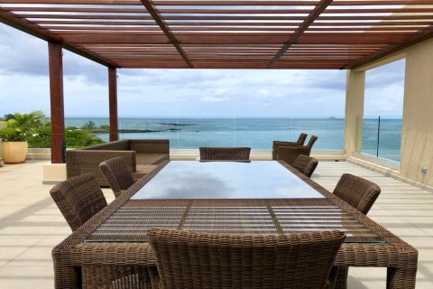 3 bedrooms Apartment in Flic-en-Flac, Mauritius No. 60917 1