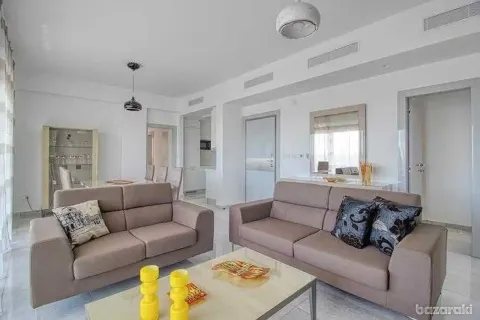 3 dormitorios Penthouse en Mesa Geitonia, Cyprus No. 43499 4