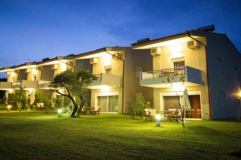 3 dormitorios Hotel en Chalkidiki, Greece No. 56745 1