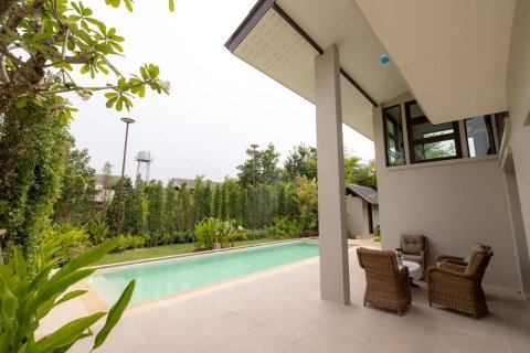 4 bedrooms House in Chiang Mai, Thailand No. 2533 4