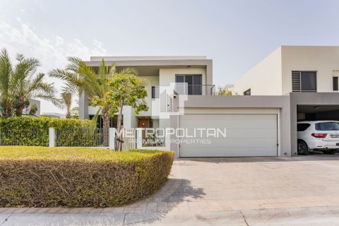 5 bedrooms Villa in Sidra Villas, UAE No. 9022 3