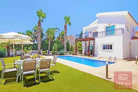 3 bedrooms Villa in Ayia Napa, Cyprus No. 29770 1