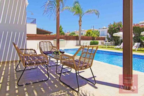 3 bedrooms Villa in Ayia Napa, Cyprus No. 29770 4