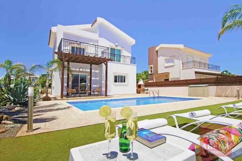 3 bedrooms Villa in Ayia Napa, Cyprus No. 29770 2