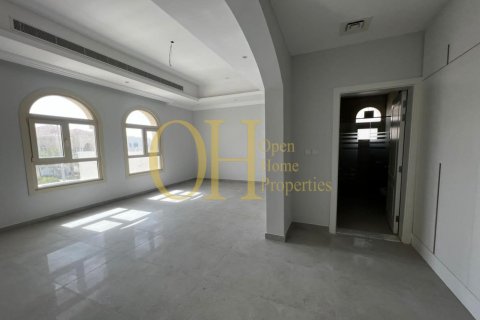 10 bedrooms Villa in Mohamed Bin Zayed City, UAE No. 61863 13