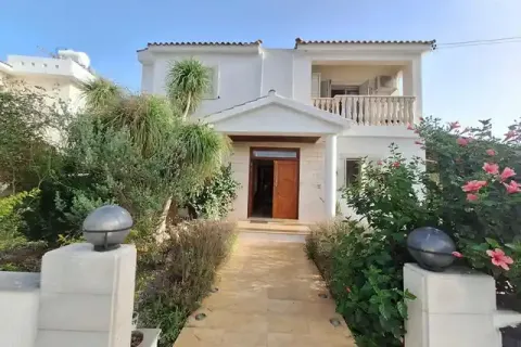 5 bedrooms Villa in Konia, Cyprus No. 46577 1